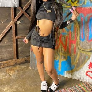 Not the same size as model but the same outfit.